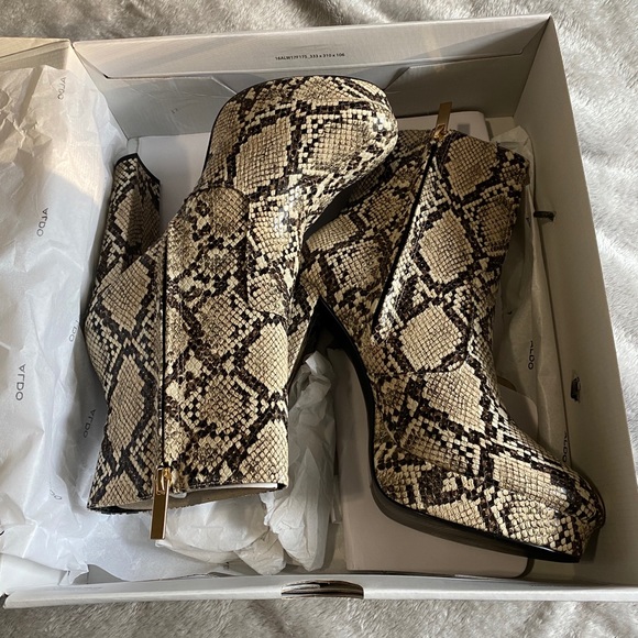NWT ALDO Snakeskin Boots 🔥 - Picture 4 of 12